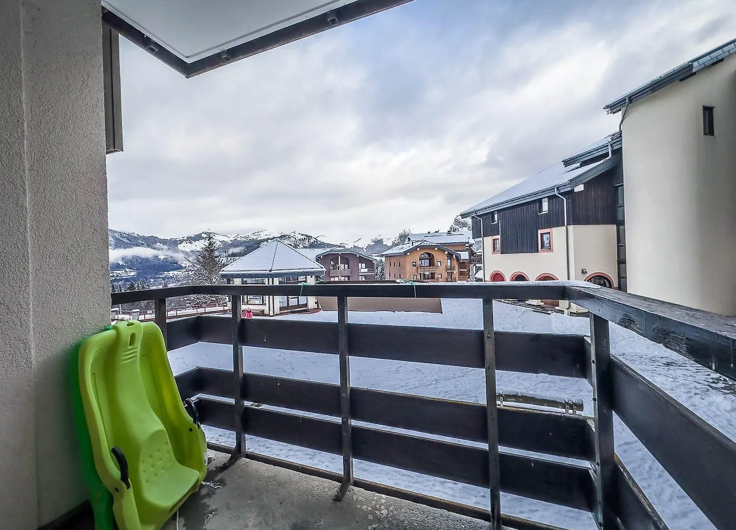 Appartement En Pied De Piste Dans Residence En Haute Savoie Morillon 0*,  France